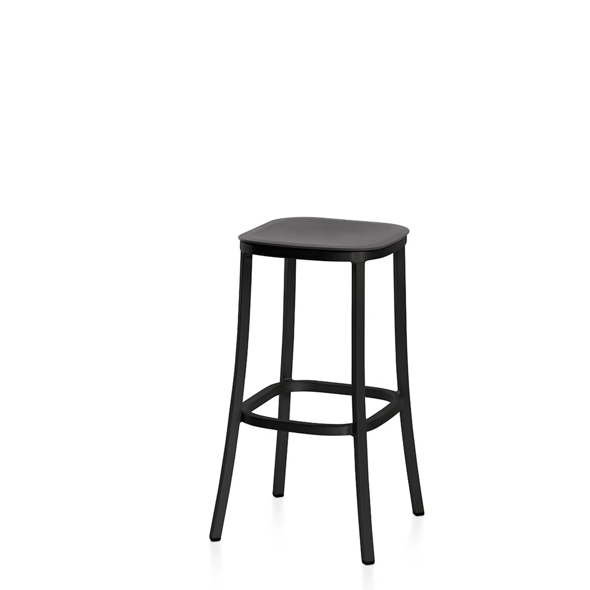 1 Inch stool by Jasper Morrison