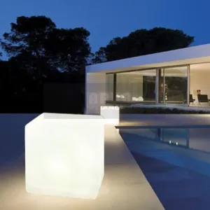 30CM OUTDOOR SOLAR CUBE RGB LED Light Solar & AC Charging W/ REMOTE CONTROL IP65