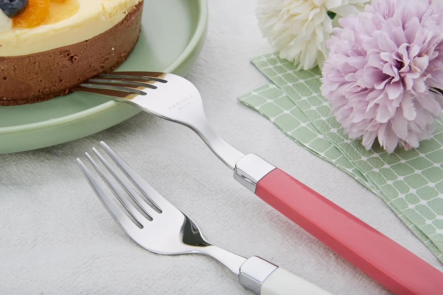 ANNOVA Stainless Steel Flatware/Cutlery Set - Color Handles - Dinner Forks, Salad Forks, Table Knives, Tablespoons, Teaspoons - (Mix, 20 Pieces)