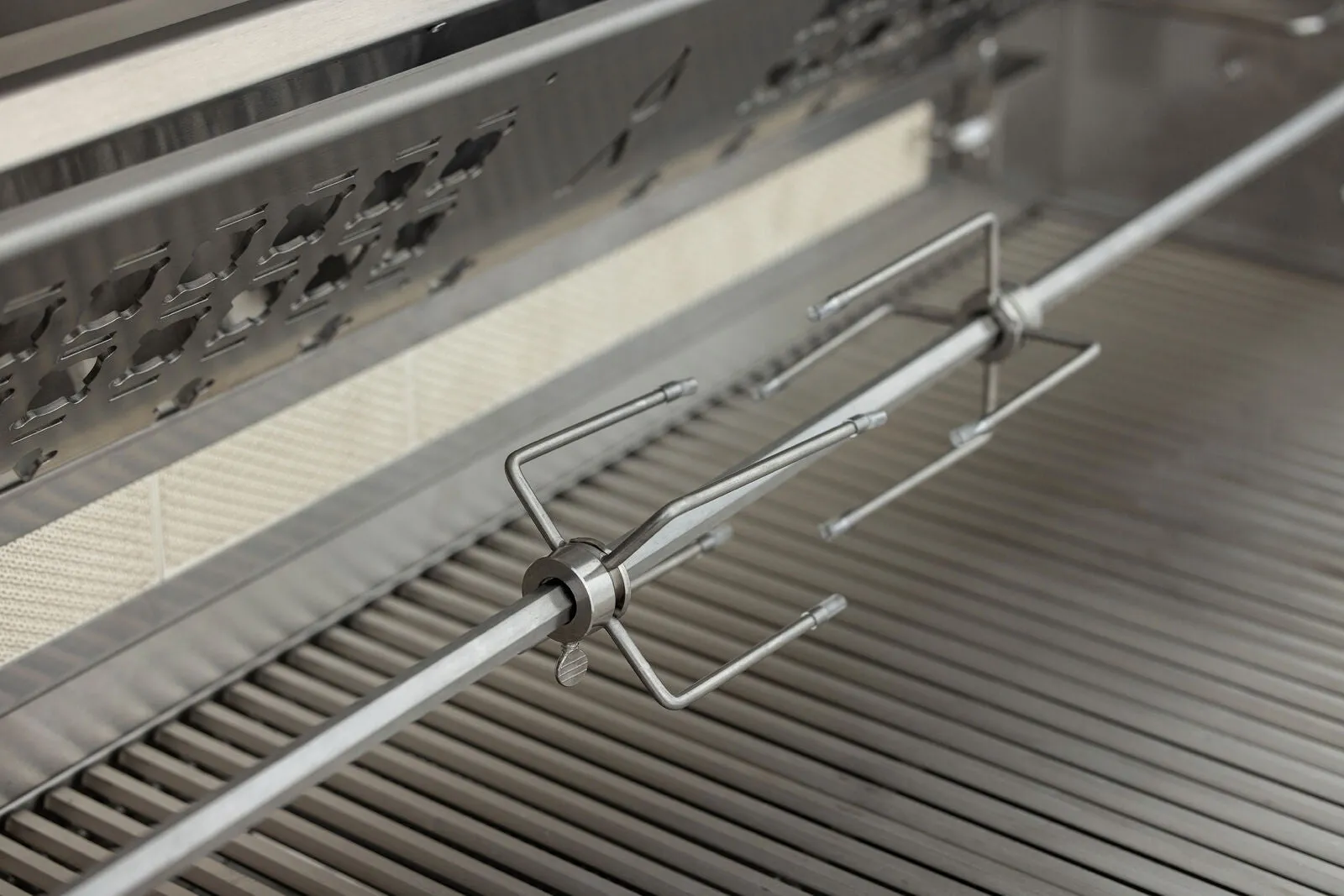 Blaze LTE Pro 40 Inch 5-Burner Natural Gas Grill