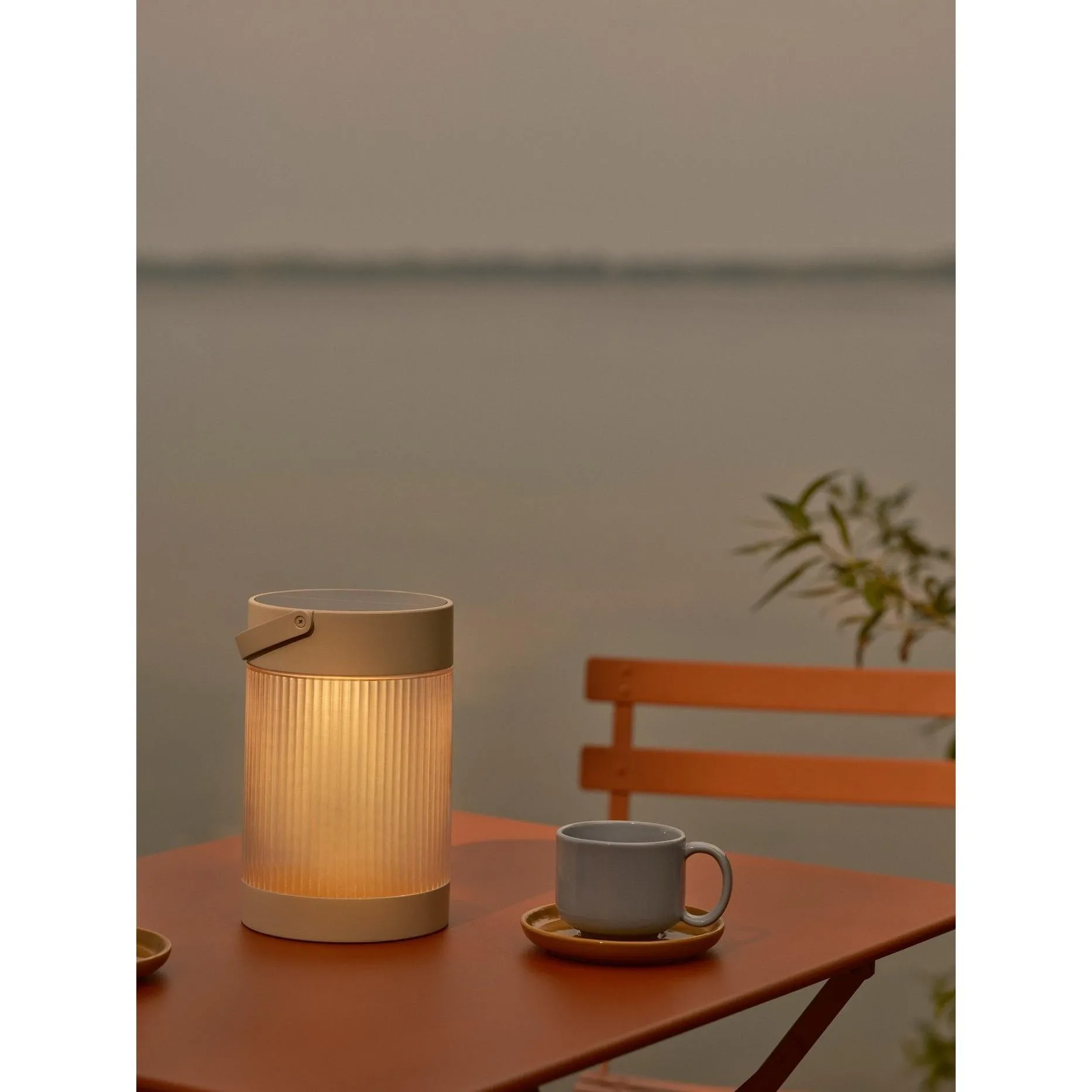 Coupar Solar Table Lamp Sand