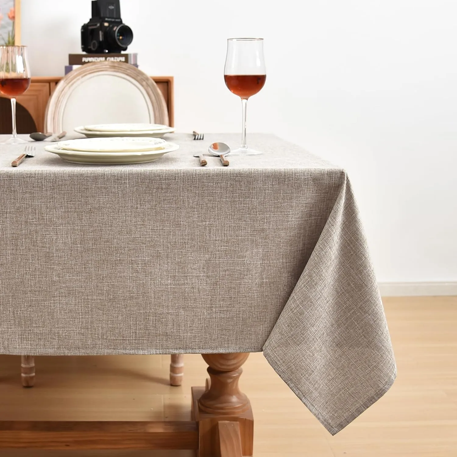 Fitable Nature Faux Linen Tablecloths Rectangle 60 x 84 Inch - 6 Pack Neutral Table Clothes for 4 Foot Tables, Wrinkle-Proof Faux Burlap Table Covers for Dining, Farmhouse, Outdoor Picnic, Camping