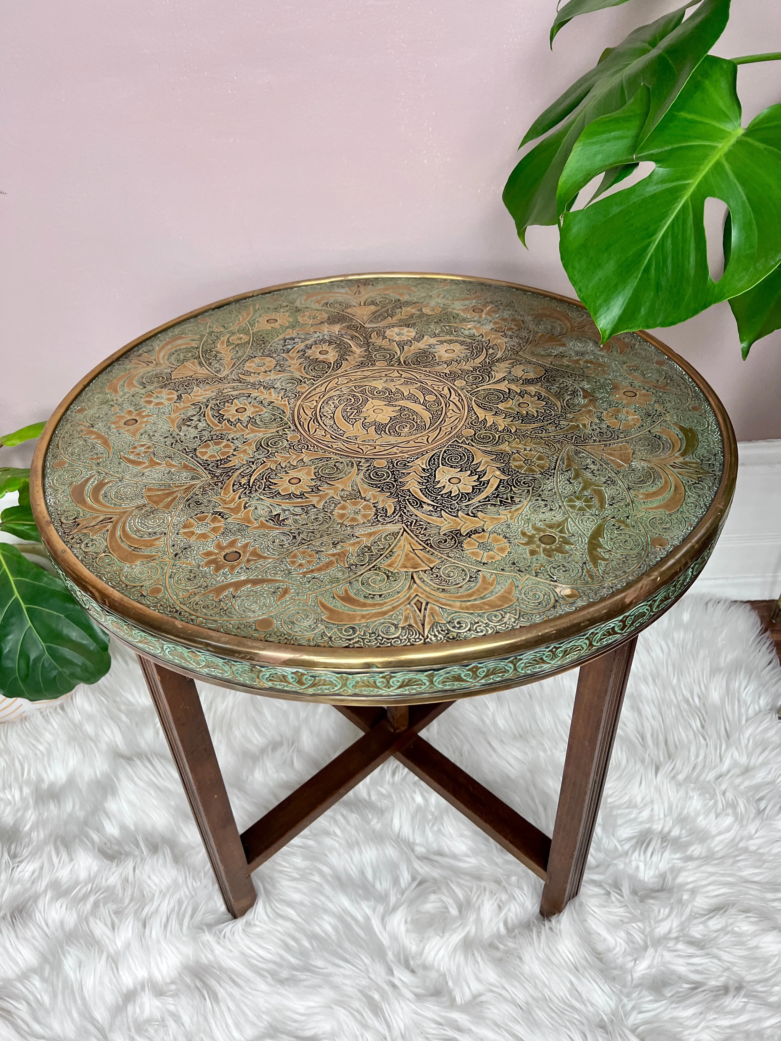 Folding Aisling Trustworthy transactions Seasonal sale The Table