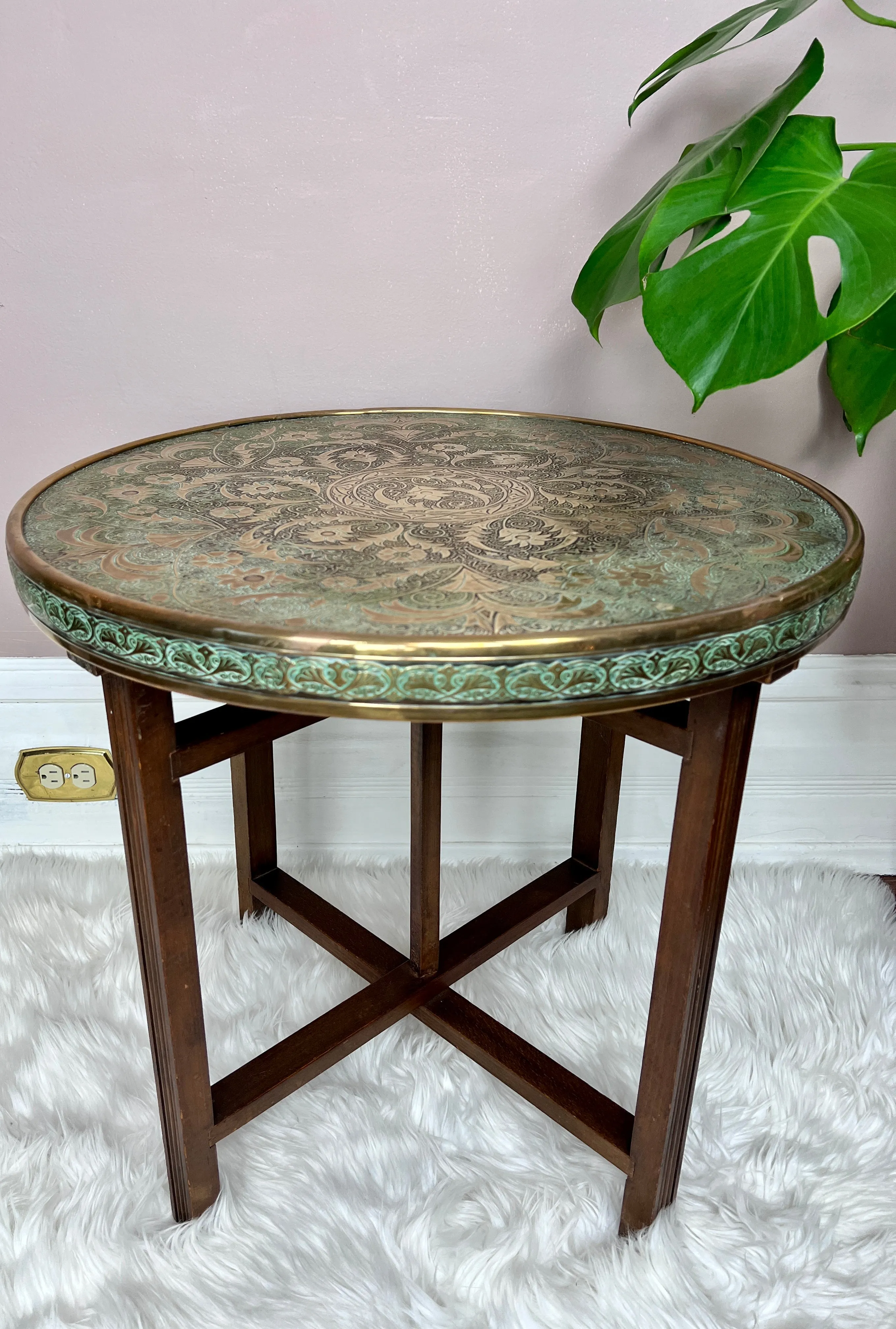 Folding Aisling Trustworthy transactions Seasonal sale The Table