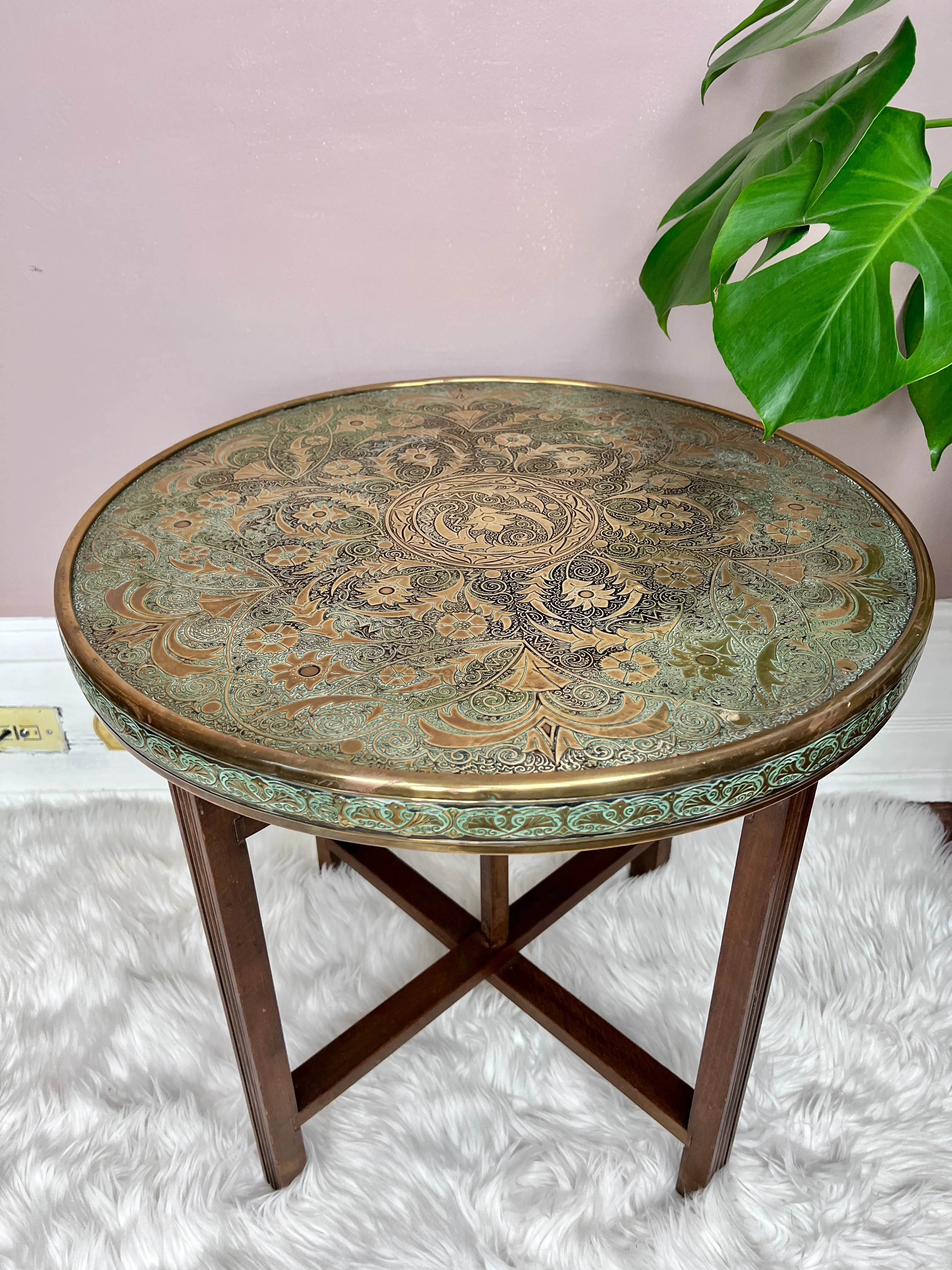 Folding Aisling Trustworthy transactions Seasonal sale The Table