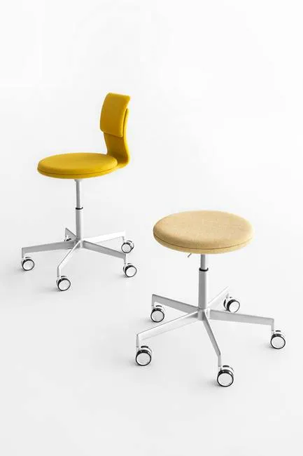 Lab S72 Stool by Lapalma