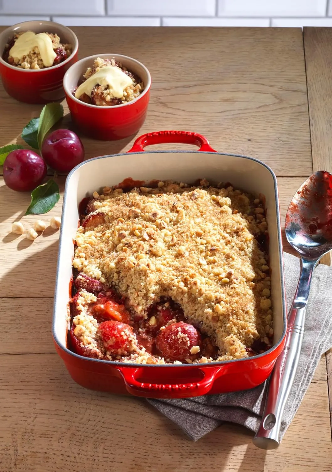 Le Creuset Enameled Cast Iron Signature Rectangular Roaster, 5.25 qt. (11.7" x 16.8") , Cerise