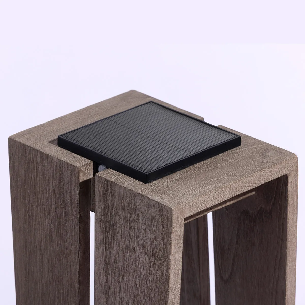 Les Jardins Skaal Solar Lantern