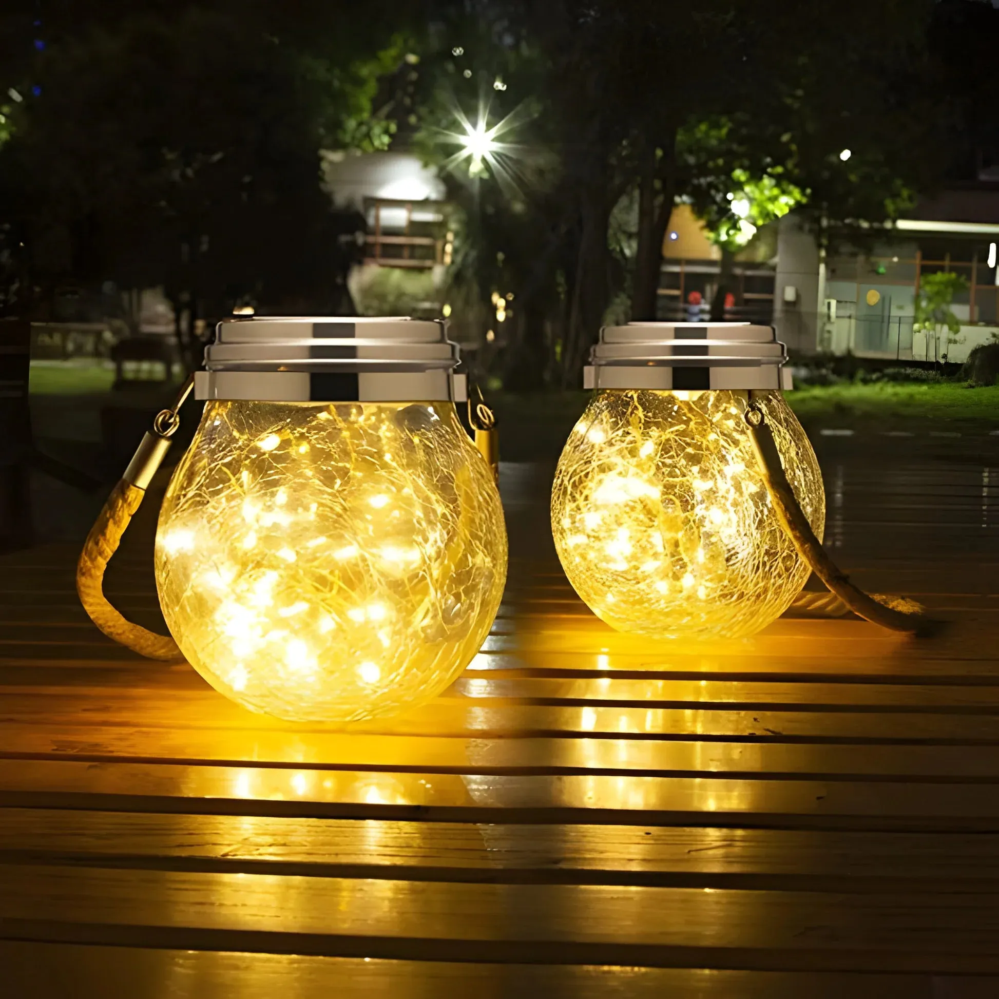 Luminara – Solar Glass Crackled Garden Light
