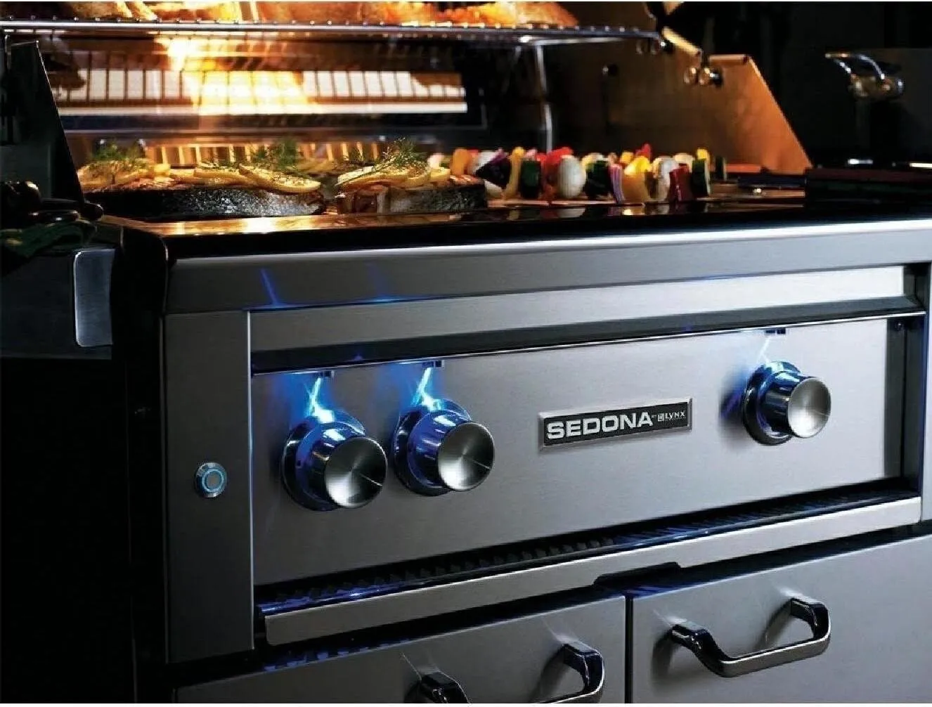 Lynx | Sedona 42" Built-In Gas Grill with One Infrared ProSear Burner, Two Stainless Steel Tube Burners & Rotisserie