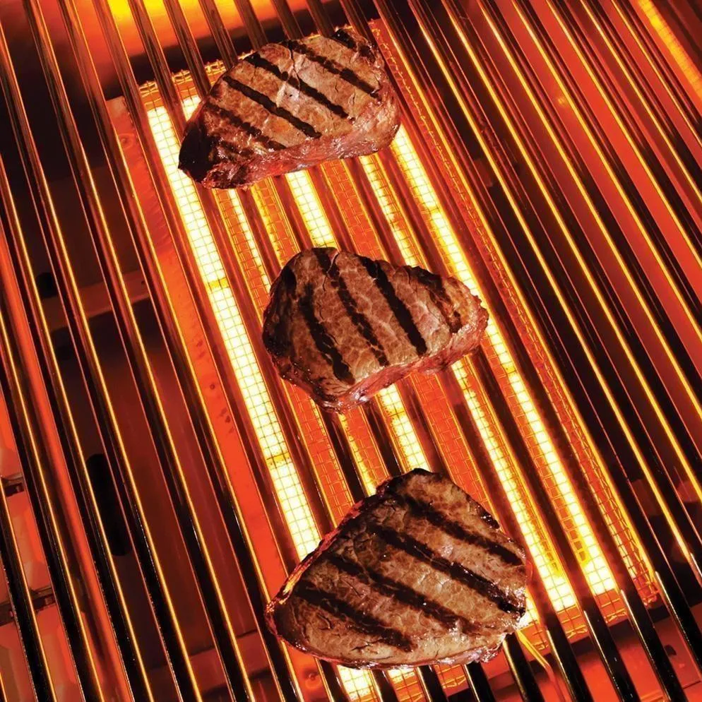 Lynx | Sedona 42" Built-In Gas Grill with One Infrared ProSear Burner, Two Stainless Steel Tube Burners & Rotisserie