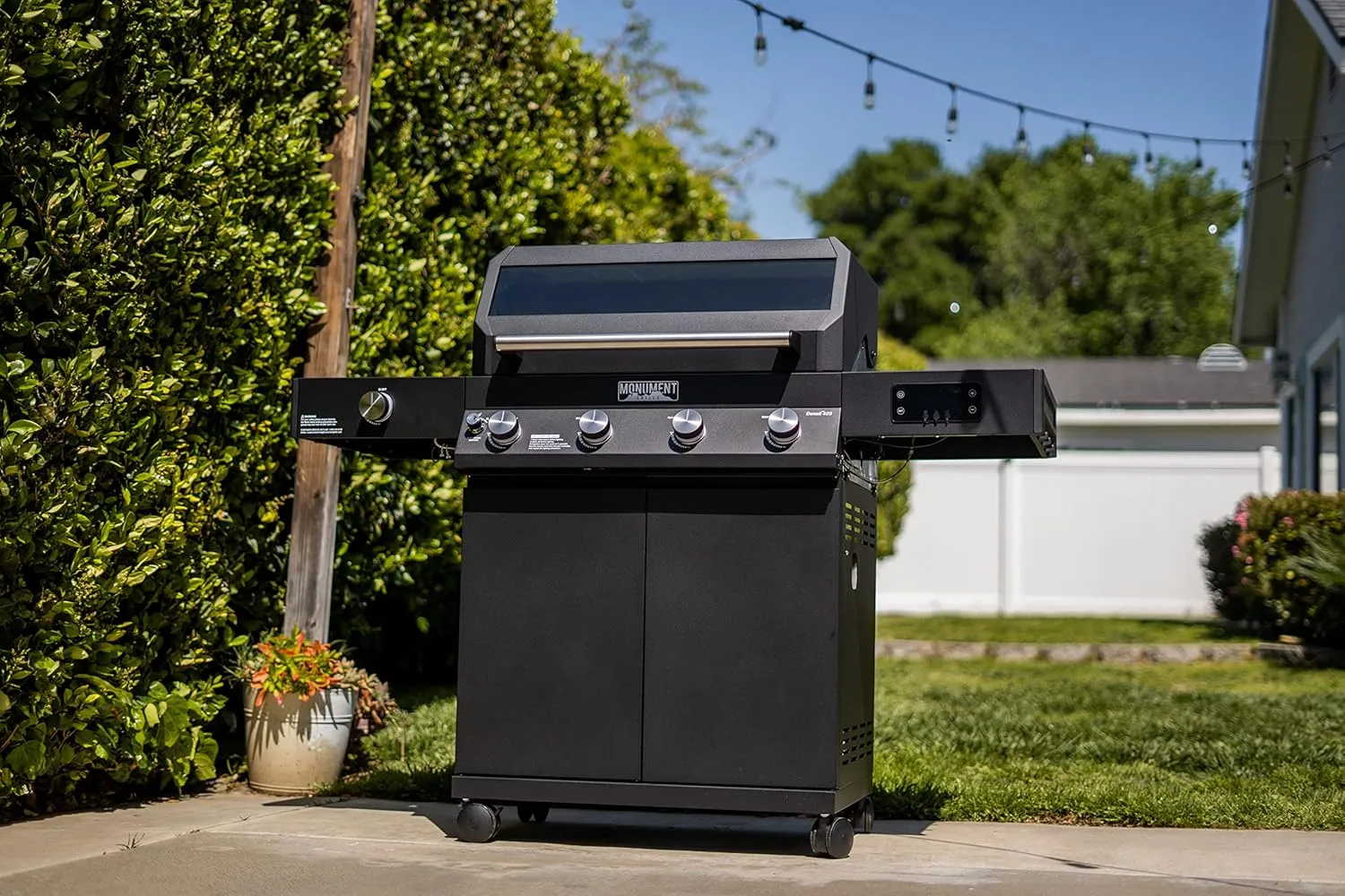 Monument Grills 4-Burner Liquid Propane Gas Smart bbq Grill Denali 425 with Smart technology, Side Burner and LED Controls, Black