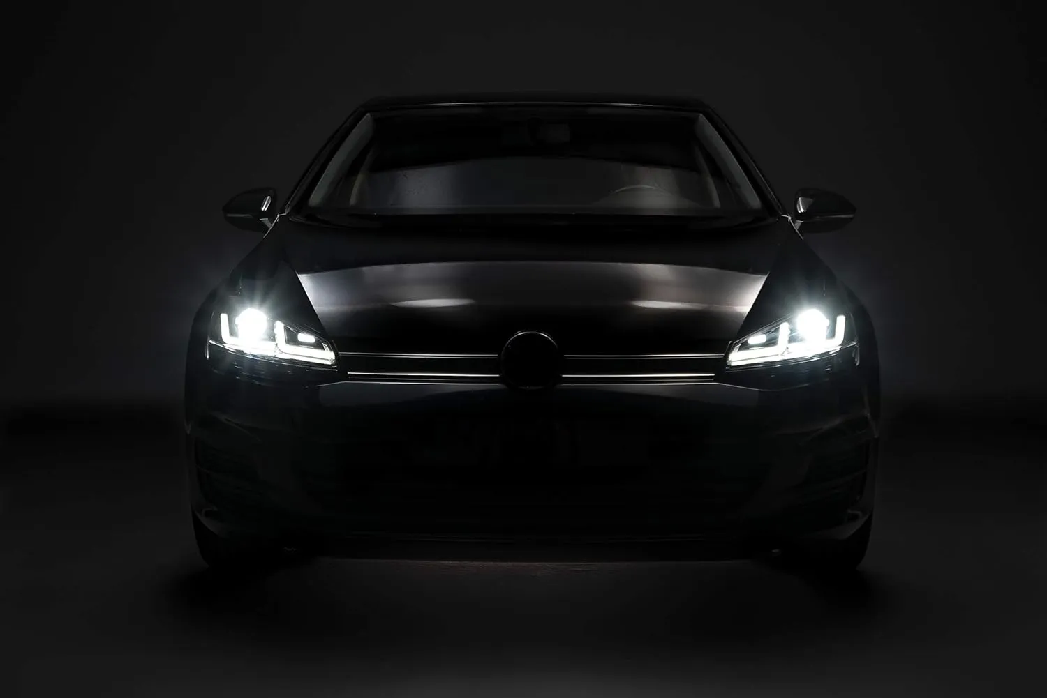 OSRAM LEDriving LED headlight, Chrome edition as xenon replacement, LED upgrade, LEDHL104-CM, left-hand drive cars only (1 complete set)