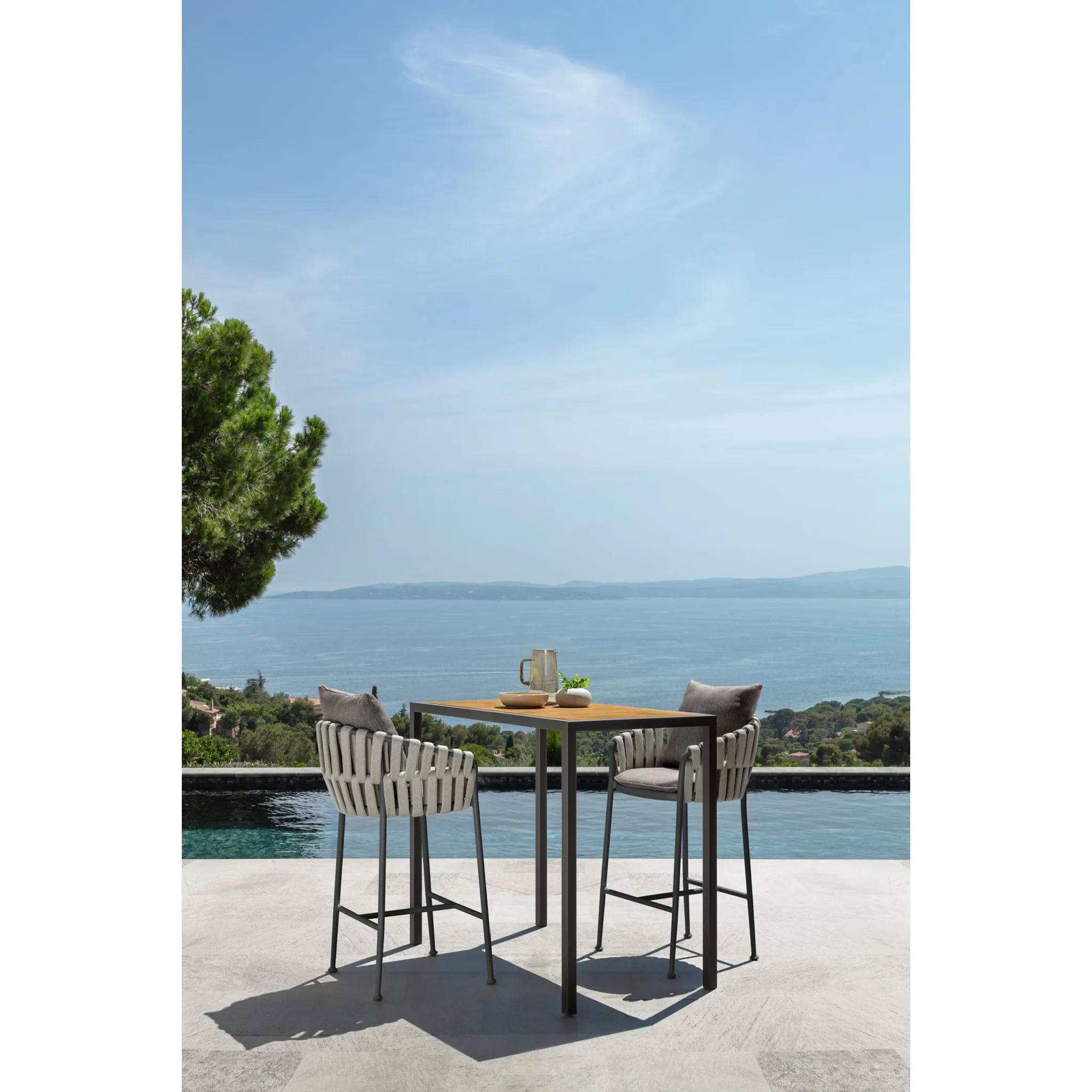 Outdoor Padded Rope Bar Stool | Talenti Frame