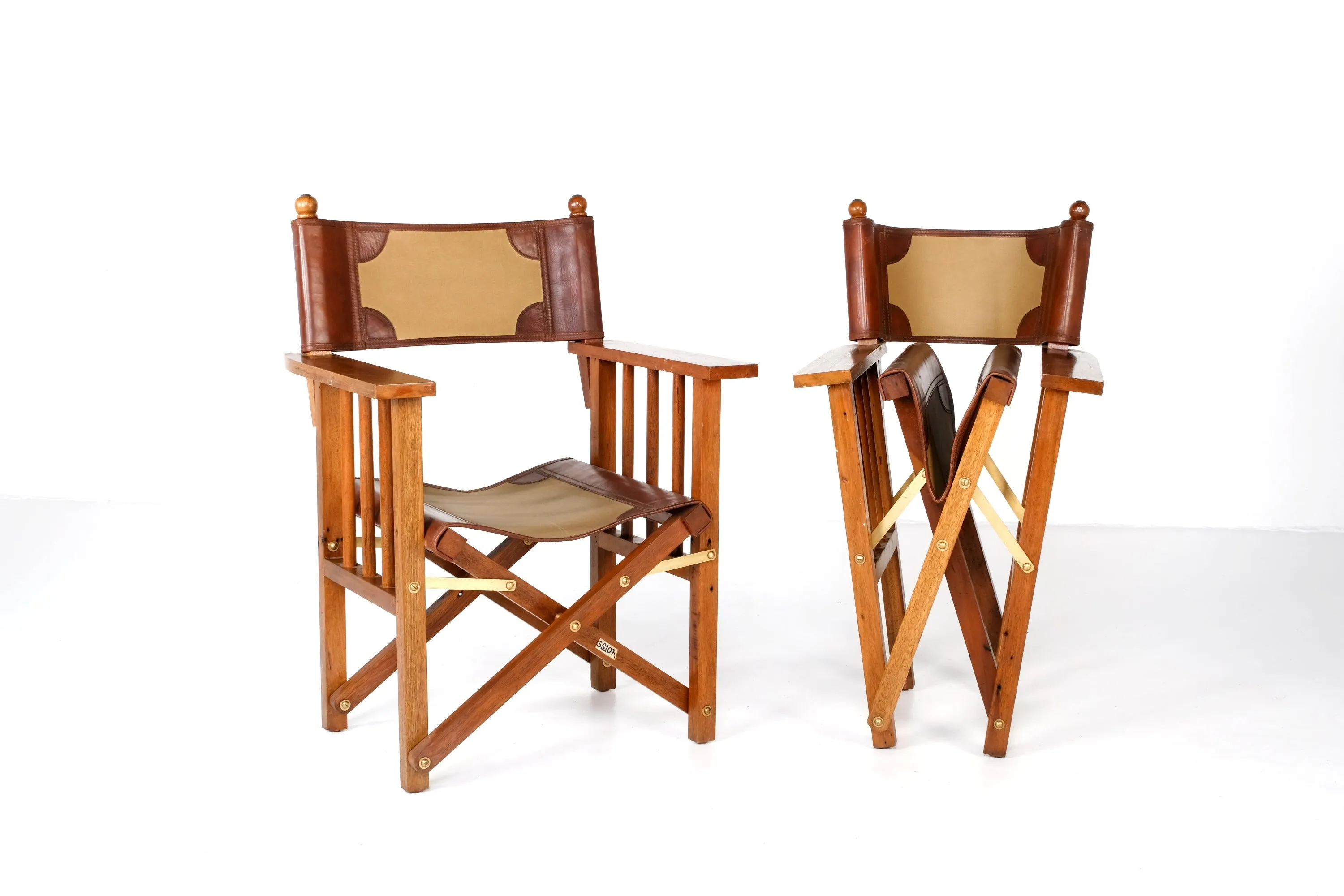 PRIZMIC & BRILL DIRECTOR’S FOLDING CHAIR