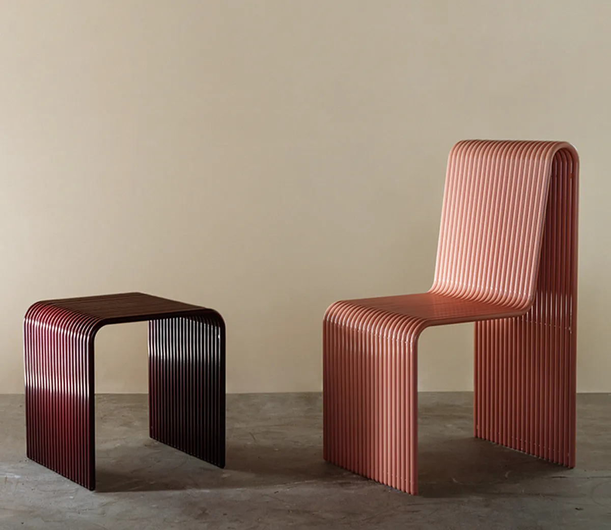 Ribbon stool
