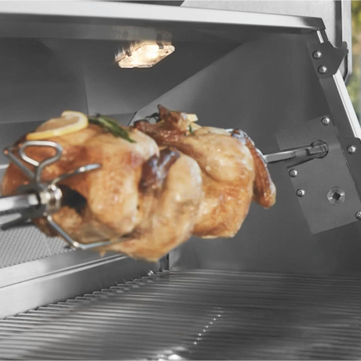 Twin Eagles 36-Inch 3-Burner Gas Grill (Optional Sear Zone/Rotisserie) On Deluxe Cart - TEBQ36   TEGB36SD-B